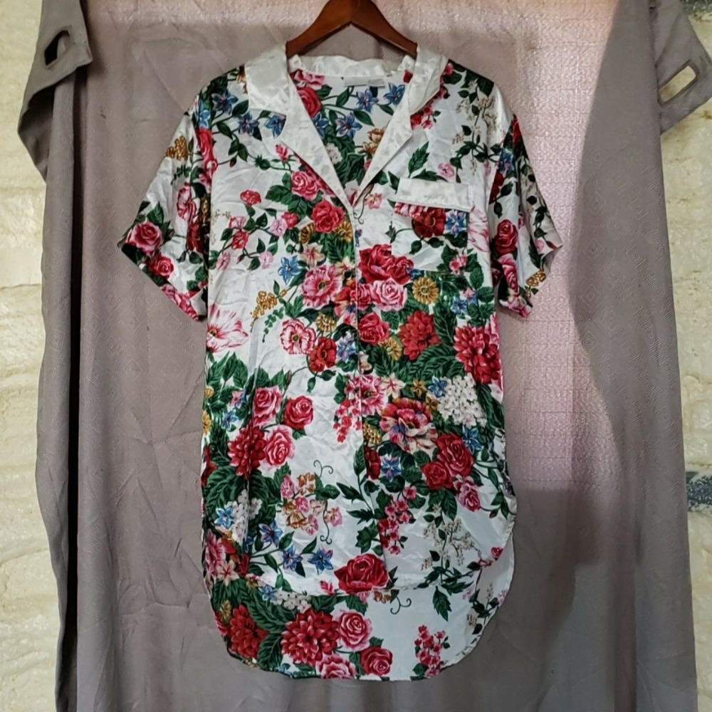 Cacique Sleepshirt Womens M Multicolor Floral Satin Short Sleeve Nightgown